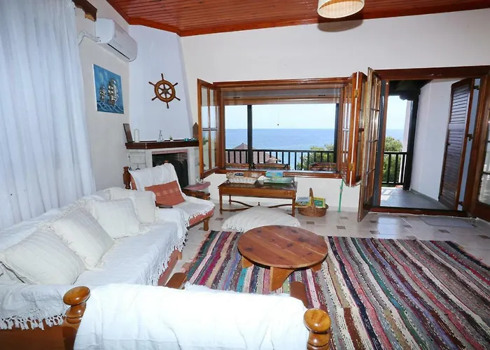 Seaside Apartment *